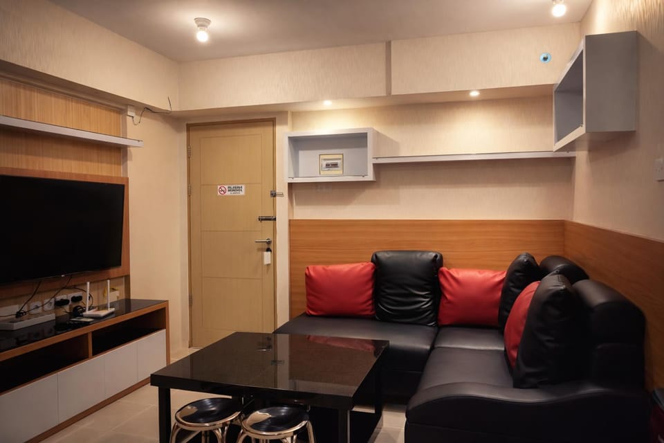 Cozy Home 2 Bedroom Apartment Apartment in Surabaya