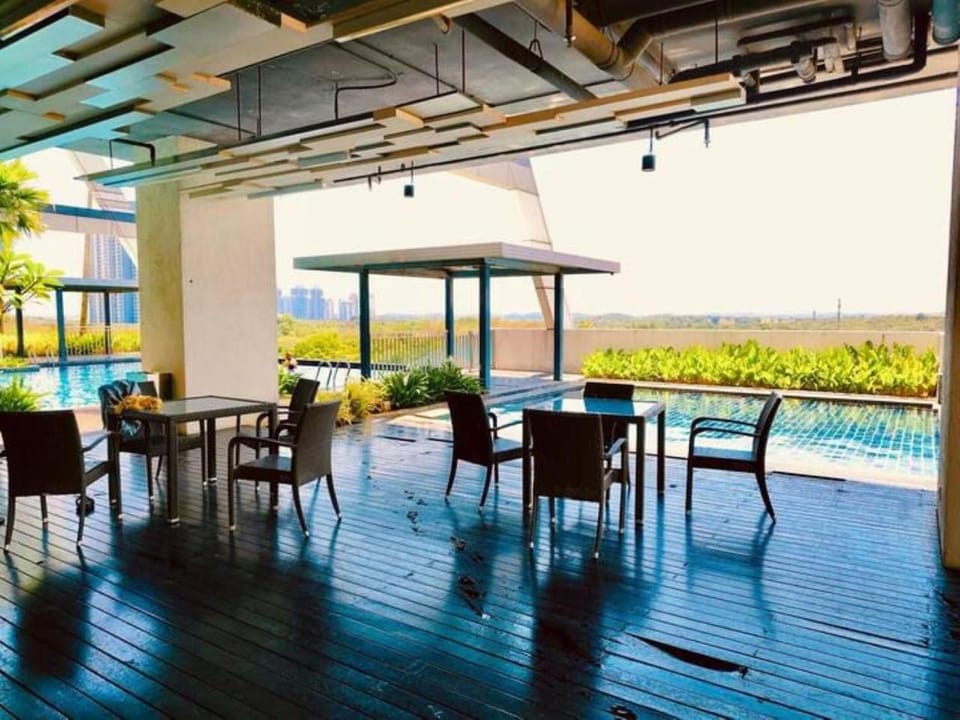 JBMedini 7pax 2R near legoland Gleneagles Hospital Apartment in Johor