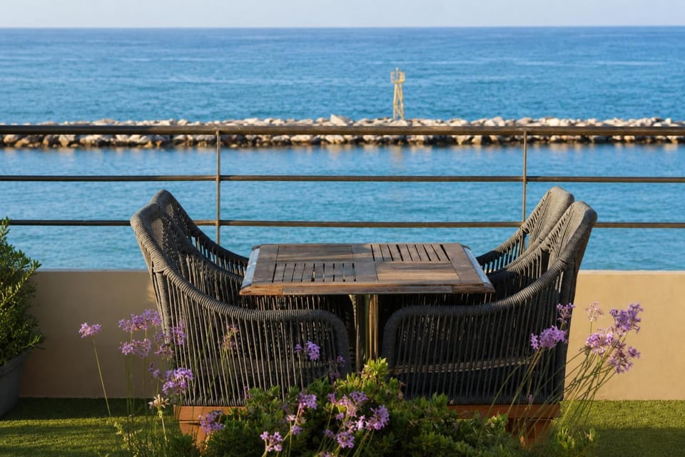 Day, Balcony/Terrace, Dining area, Sea view