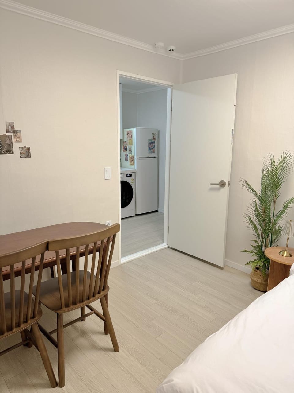 Bed, Kitchen or kitchenette, Living room, Photo of the whole room, Seating area, Dining area, Bedroom, wardrobe