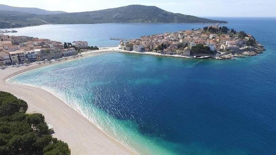 Amazing view with swimingpool House Panorama House in Šibenik-Knin County, Croatia