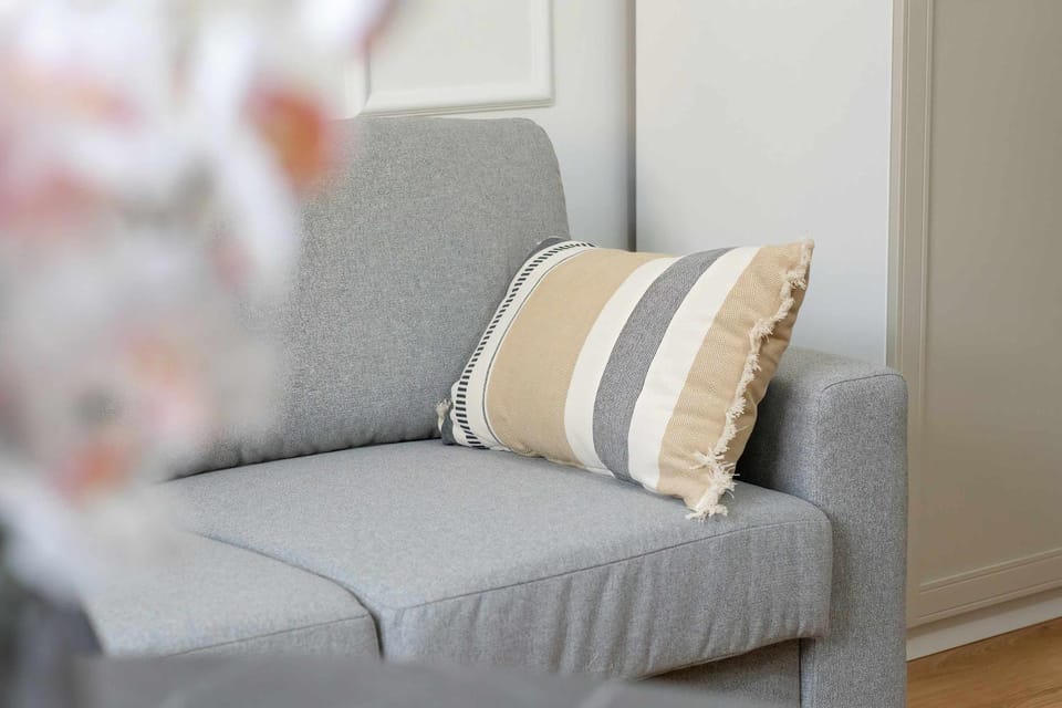 Decorative detail, Seating area