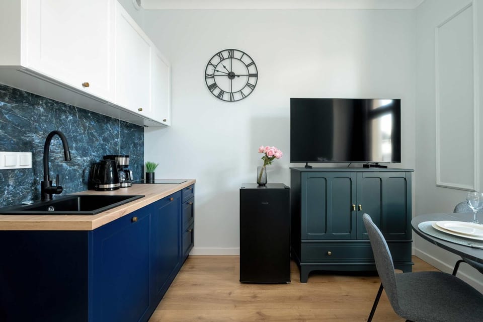 TV and multimedia, Kitchen or kitchenette, Dining area