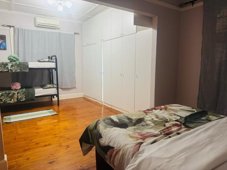 HomeAway Self Catering Accommodation Bed and Breakfast in Durban