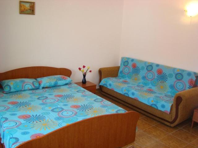 vila irina mamaia nord Bed and Breakfast in Constanța County