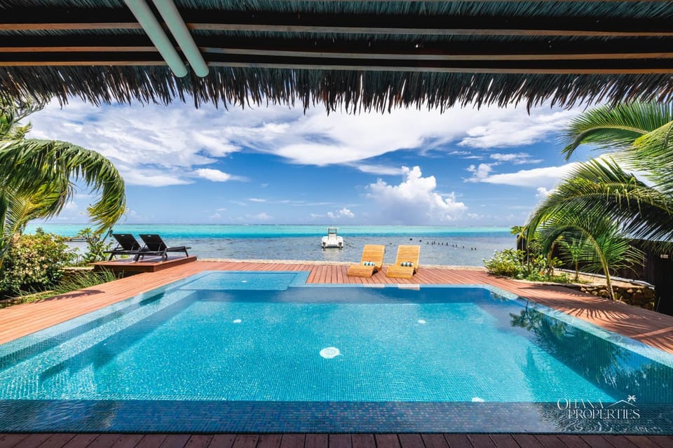 Villa Iti - 3BR Oceanfront Villa w Beautiful Pool Villa in Moorea-Maiao