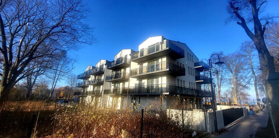 Property building, Neighbourhood