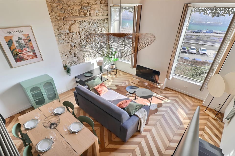 Charming apartment with an unobstructed view Apartment in Lyon