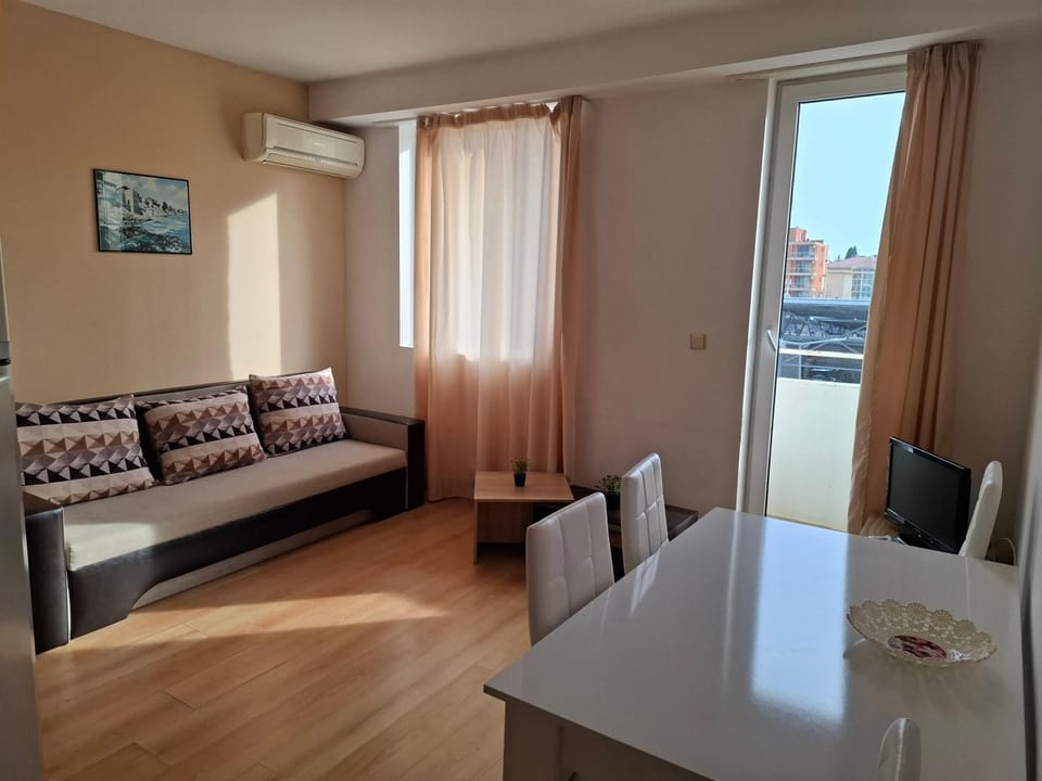 Aparthotel Salena Apartment in Sunny Beach