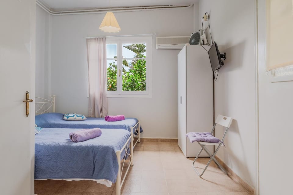 Living room, Bedroom