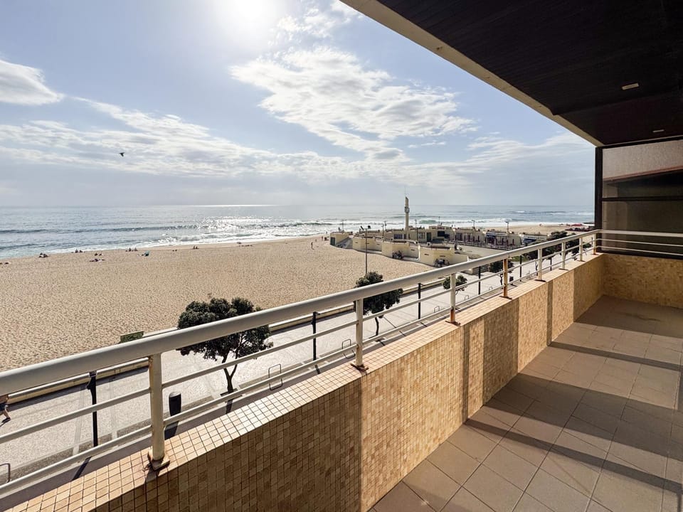 Nearby landmark, Day, Natural landscape, View (from property/room), Balcony/Terrace, Beach, Sea view