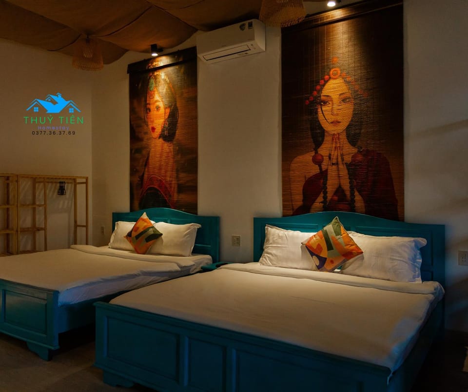 Bed, Photo of the whole room, Bedroom, air conditioner