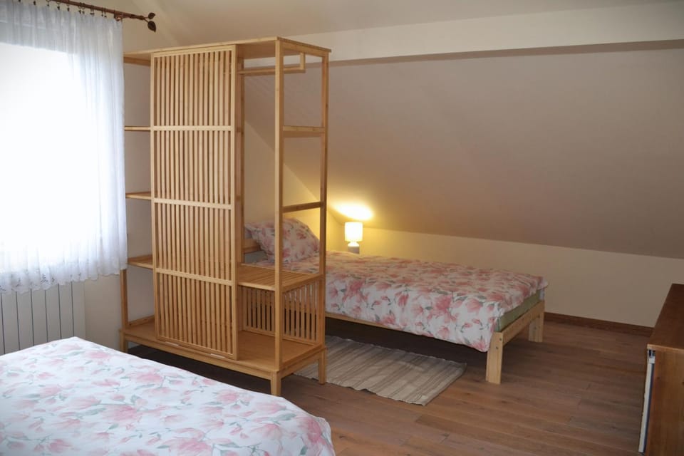 Bed, View (from property/room), Photo of the whole room, Bedroom