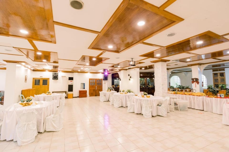 HAUS MALIBU Guesthouse & Restaurant Hotel in Northern Mindanao