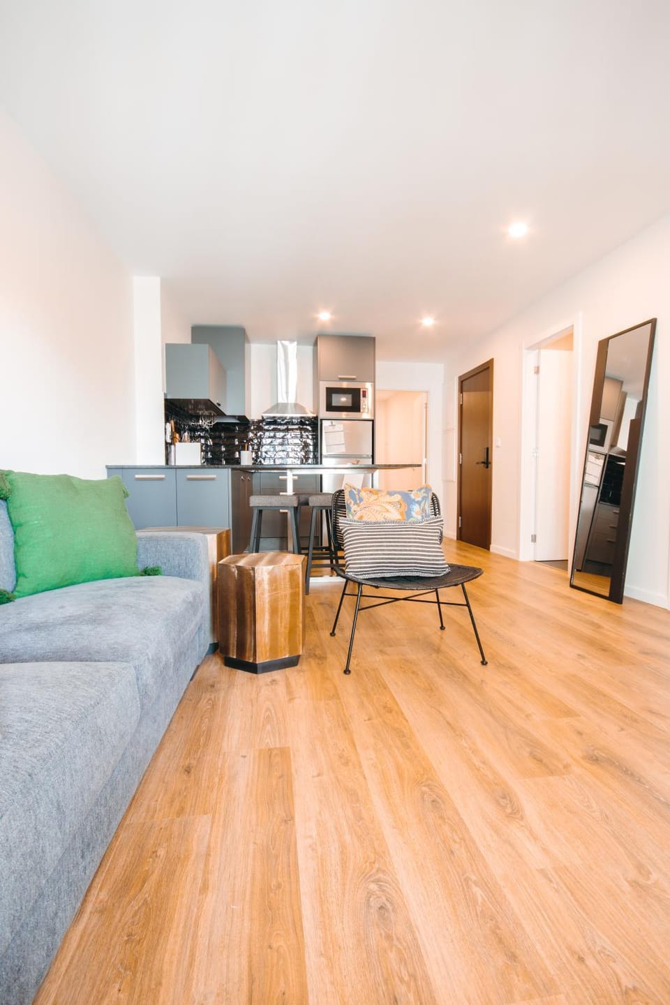 Kitchen or kitchenette, Living room, stove