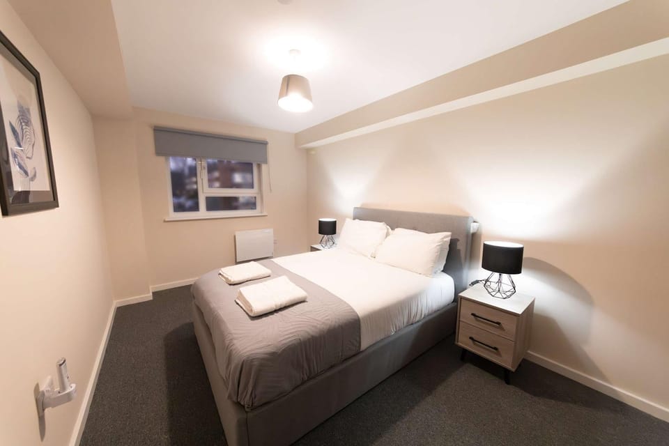 Spacious & Contemporary 2 Bed Manchester Apartment Apartment in Salford