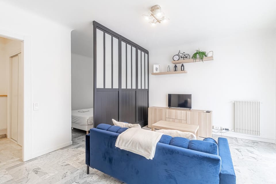 Big Studio, Biovès , Central Menton, Casino House in Menton