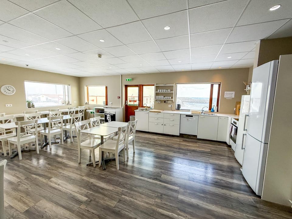 Communal kitchen, kitchen