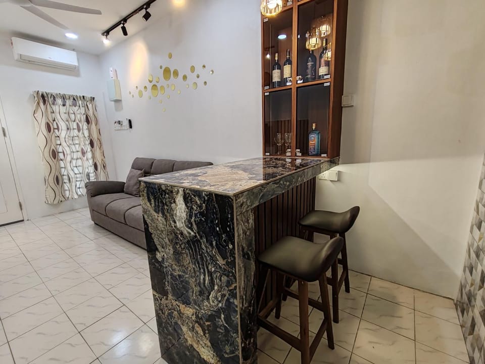 Living room, Lounge or bar, Decorative detail, Seating area, air conditioner