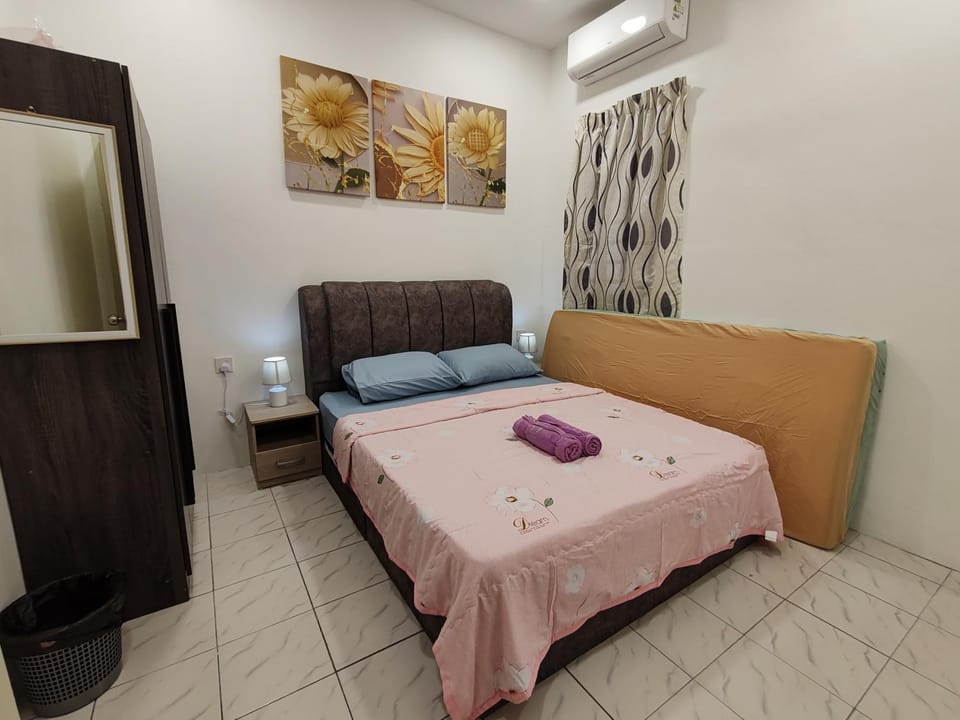 Bed, Decorative detail, Bedroom, towels, wardrobe, air conditioner