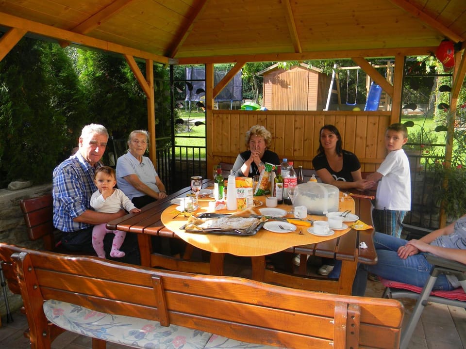 BBQ facilities, Garden