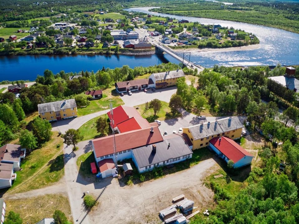 Property building, Bird's eye view
