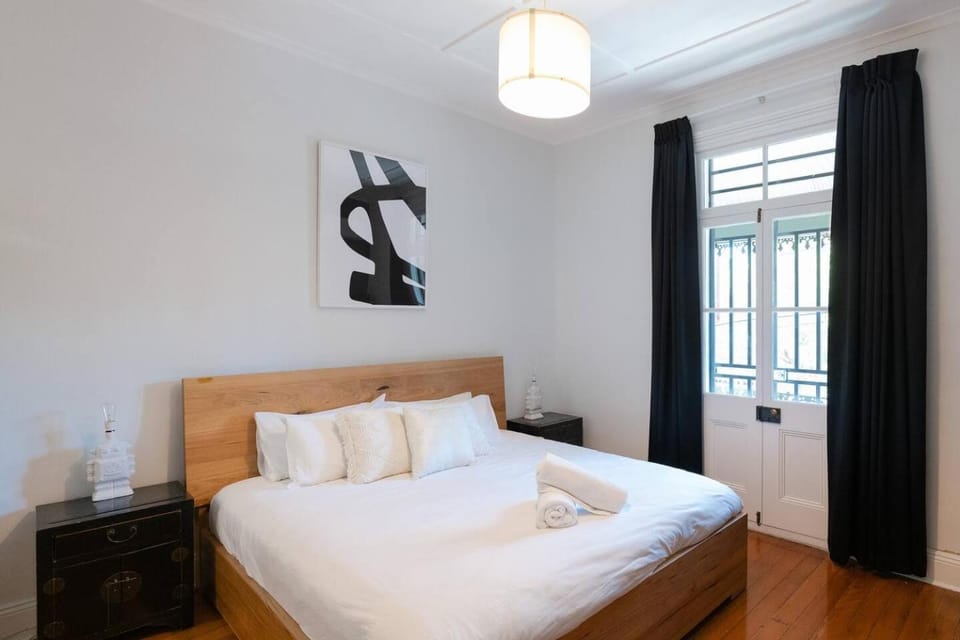 Newtown Terrace House Oasis House in Sydney