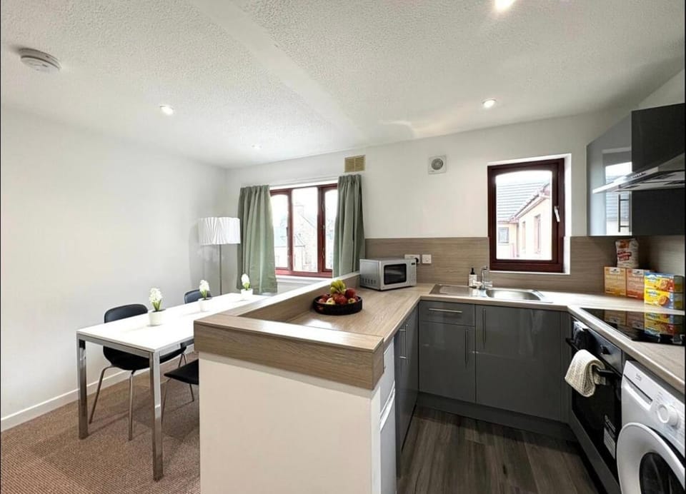 Elegant Apartment In City Centre Apartment in Inverness