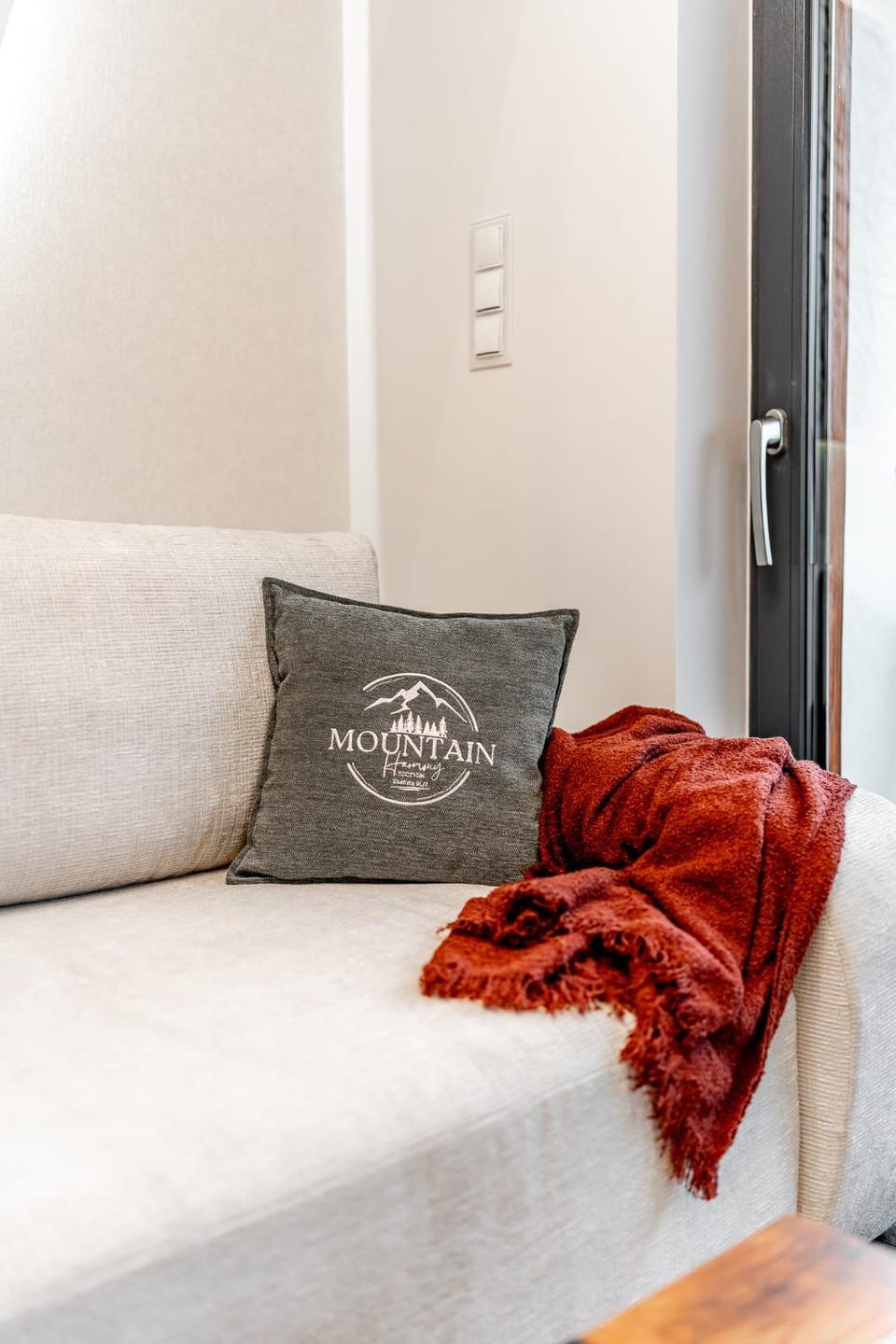 Bed, Living room, Other, Other, Other, Photo of the whole room, Seating area, Bedroom, towels