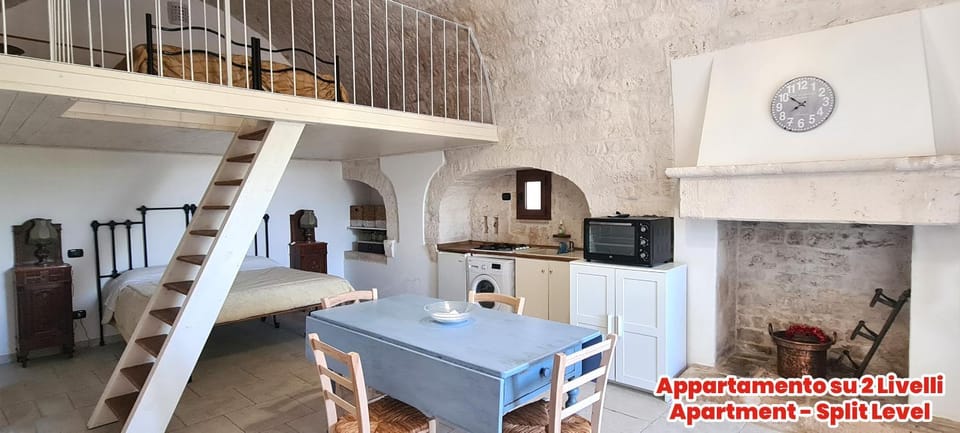 Bed, Kitchen or kitchenette, Photo of the whole room