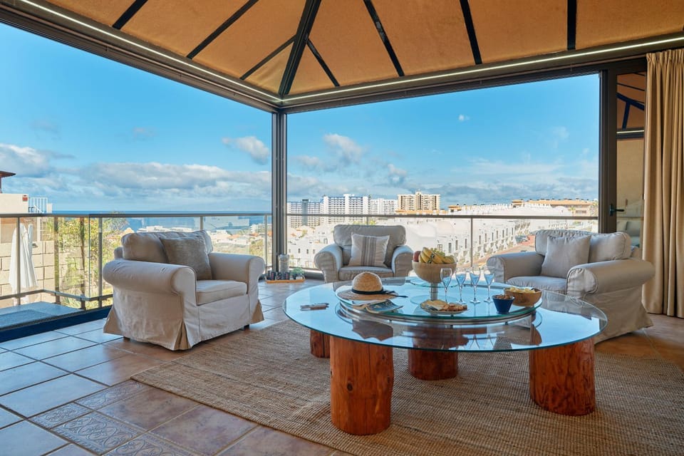 Balcony/Terrace, Living room