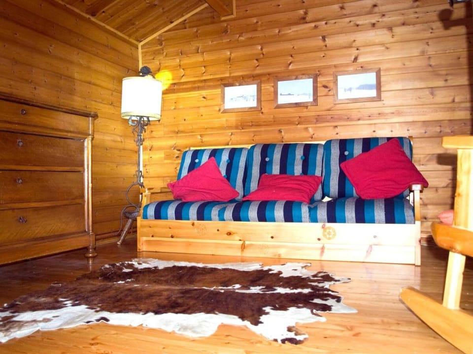 Chalet Tradizionale con bel giardino Chalet in Aosta Valley, Italy
