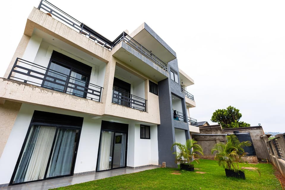 Property building, Spring, Garden, View (from property/room), Garden view, Inner courtyard view