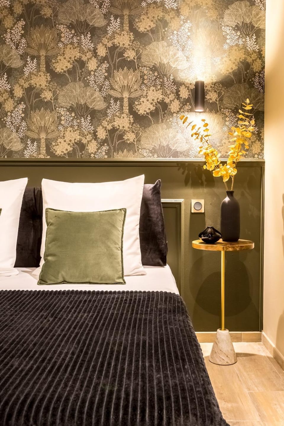 Bed, Bedroom