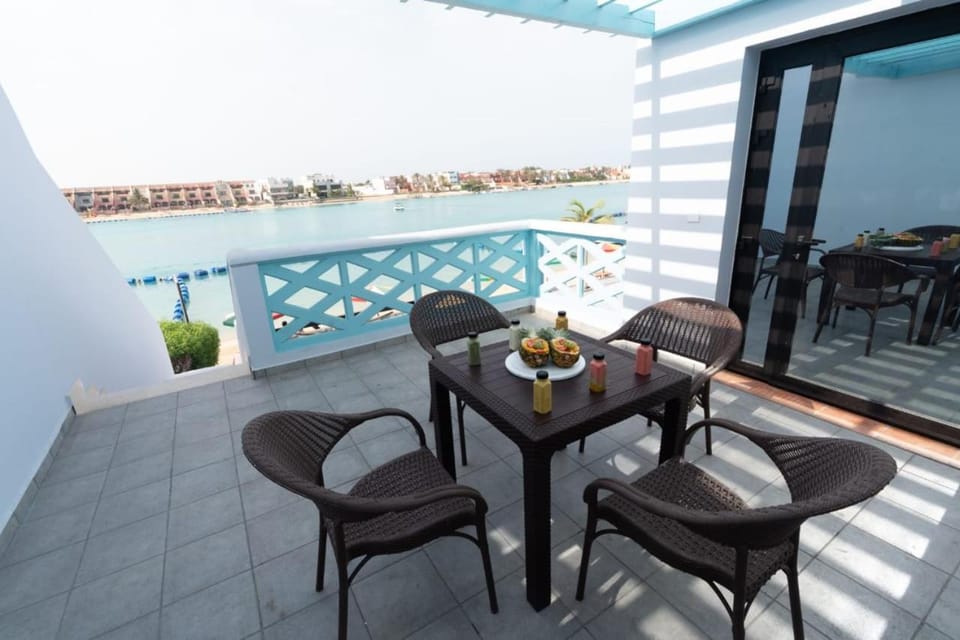 شاليهات لافونتين الموج الأزرق - للعائلات فقط Apartment in Makkah Province