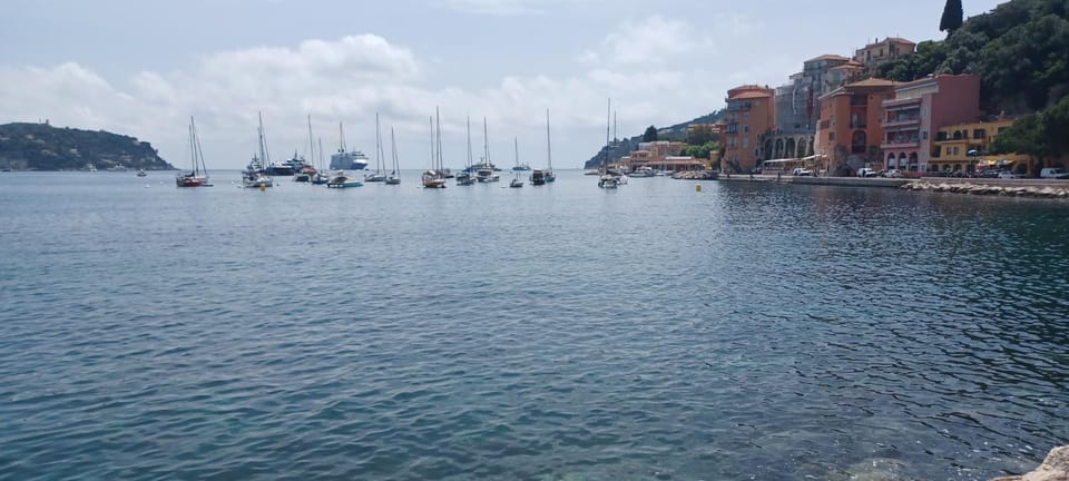Charming studio 50m de la plage Apartment in Nice