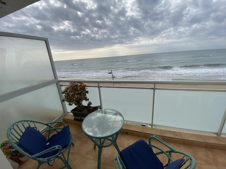 View (from property/room), Balcony/Terrace, Beach, Sea view