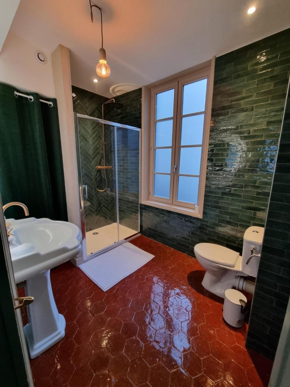 Shower, Bathroom