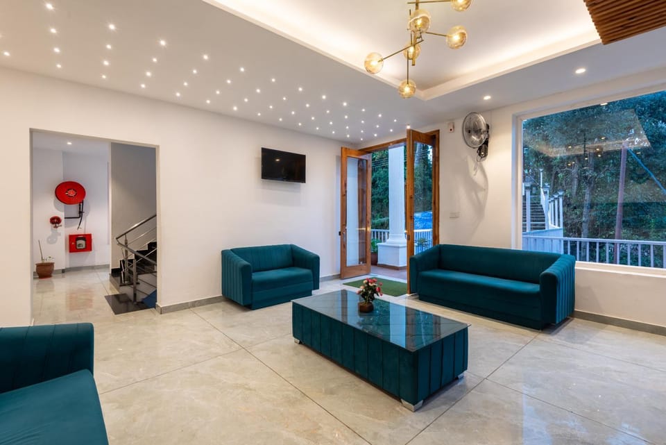 Lobby or reception, Seating area