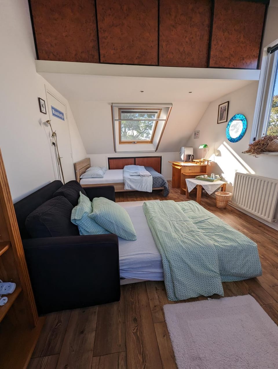 Bed, Photo of the whole room, Bedroom, Internal: Not applicable to any particular room