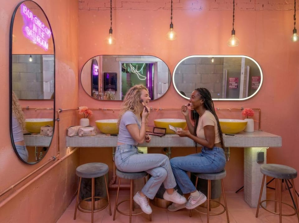 UrbanKey Studios - Vienna Mitte Hostel in Vienna