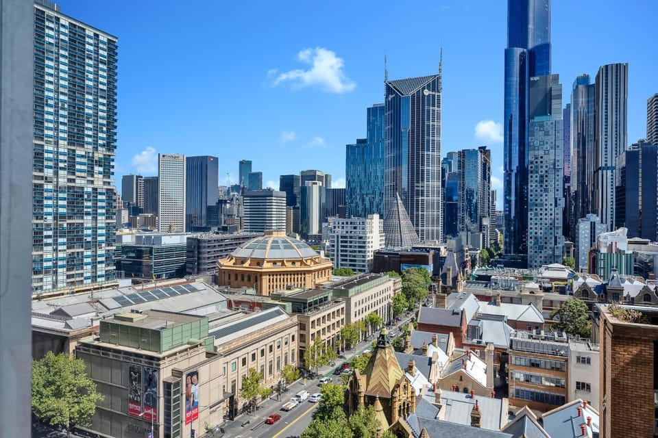 Property building, Day, Neighbourhood, City view, Street view, Location