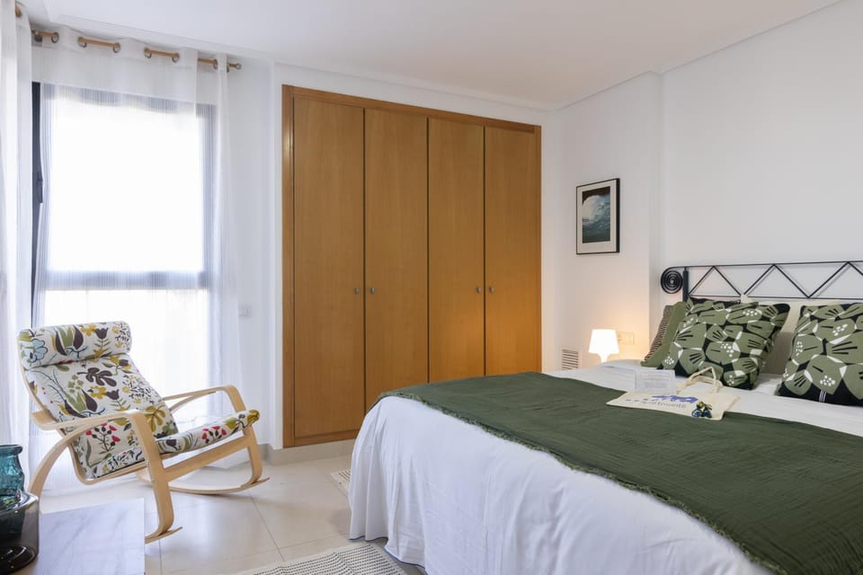 Bed, Bedroom