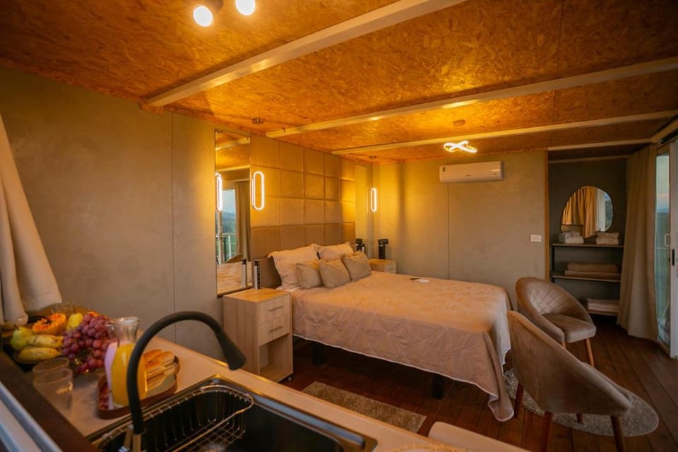 Dining area, Bedroom