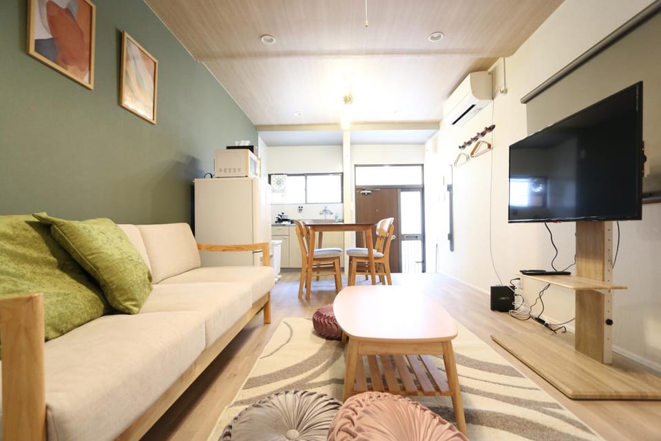 Kitchen or kitchenette, Living room, Dining area