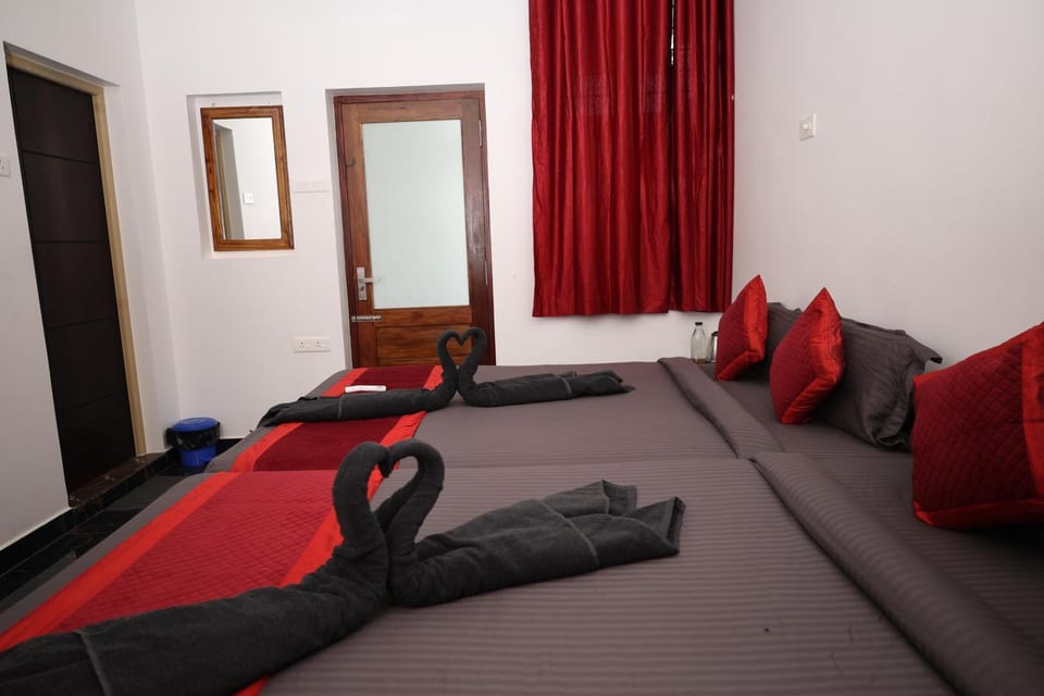 Nirvana Guest House Bed and Breakfast in Puducherry, India