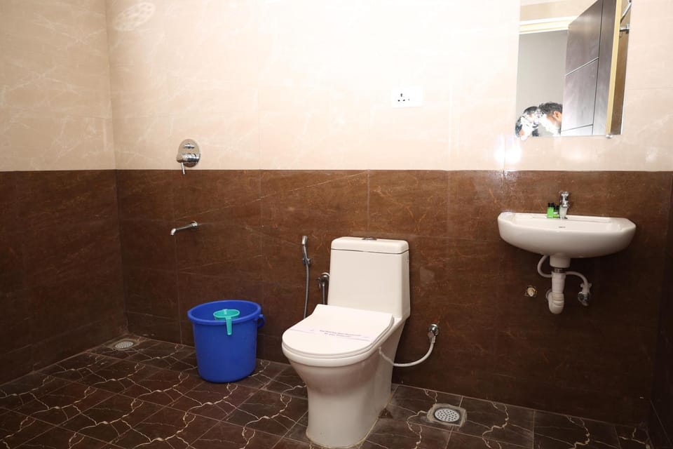 Nirvana Guest House Bed and Breakfast in Puducherry, India