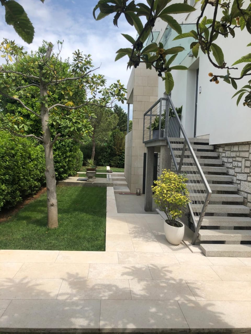 Property building, Facade/entrance