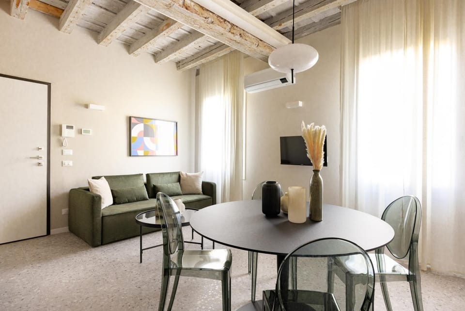 PALAZZO CIVIDALE Central Luxury Apartment A Apartment in Vicenza