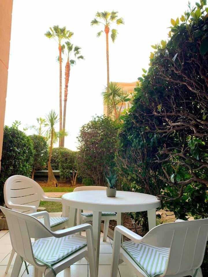 Patio, Garden view